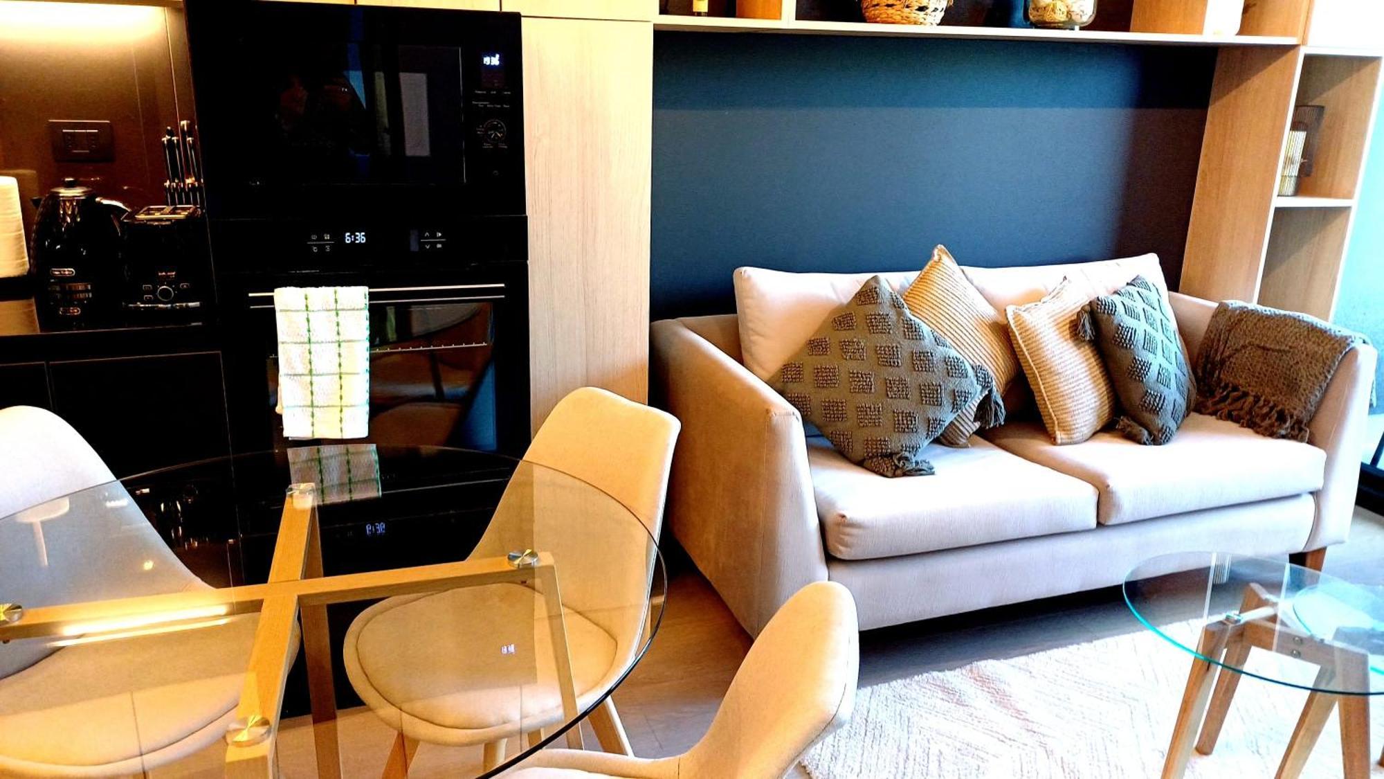 Apartamento Hom I Encantador Depto 2d2b 4pax Edif Indigo Parking *